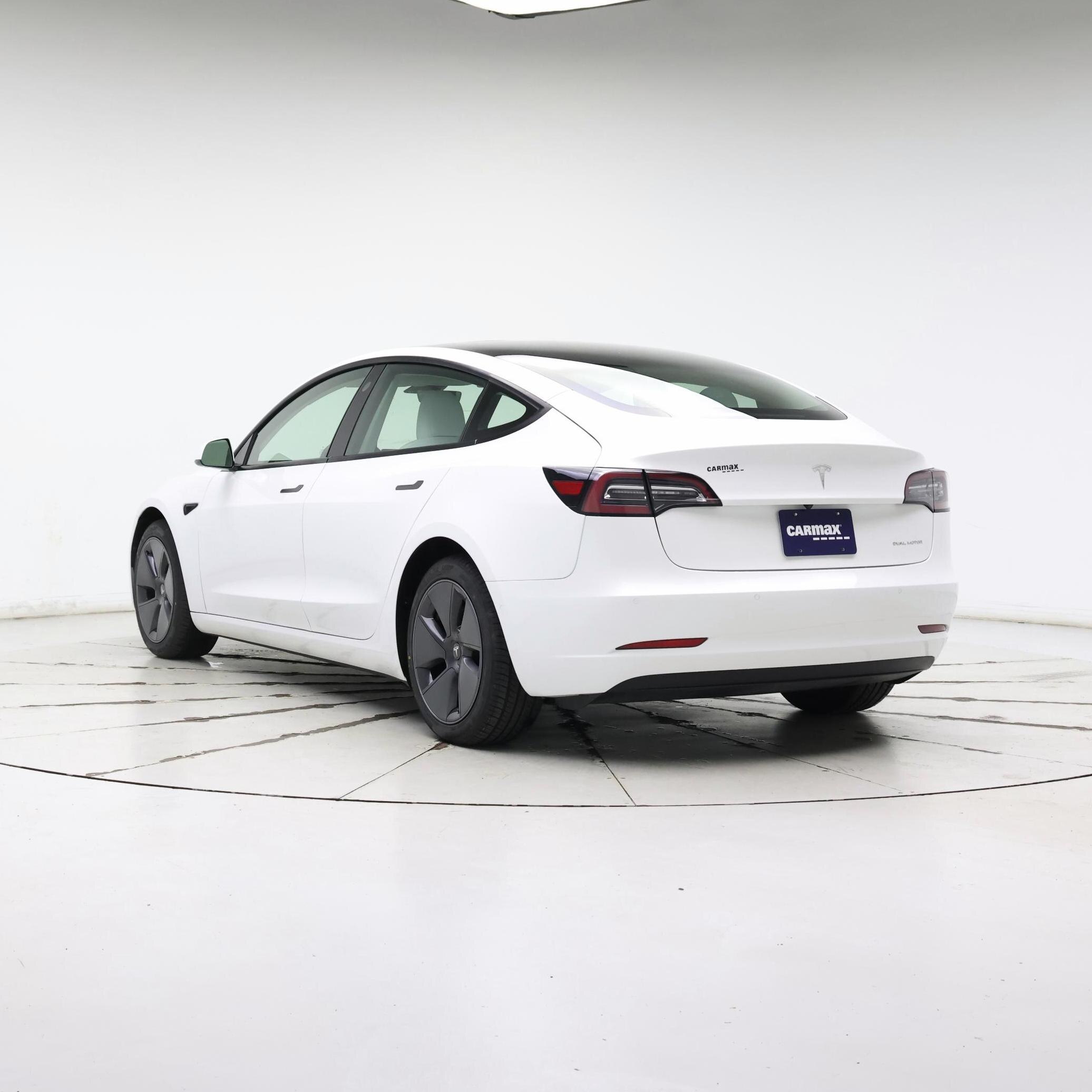 Thumbnail: 2022 Tesla Model 3 - 2