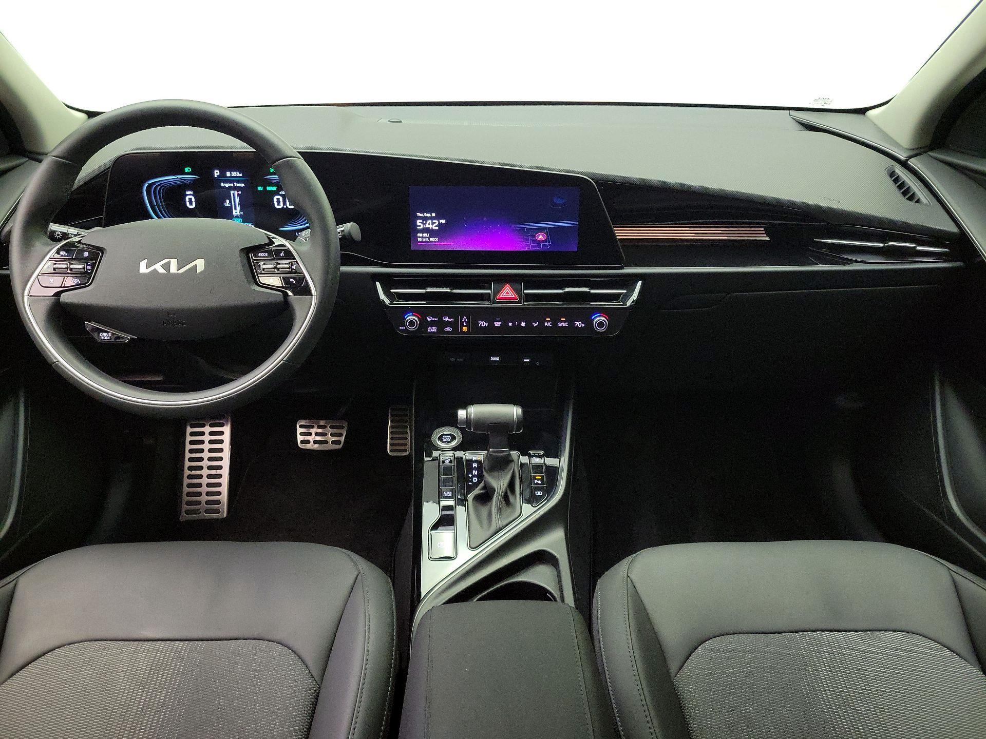 Thumbnail: 2024 Kia Niro - 9