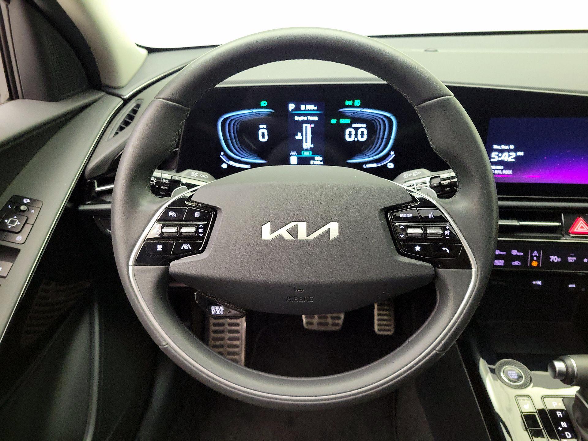 Thumbnail: 2024 Kia Niro - 10