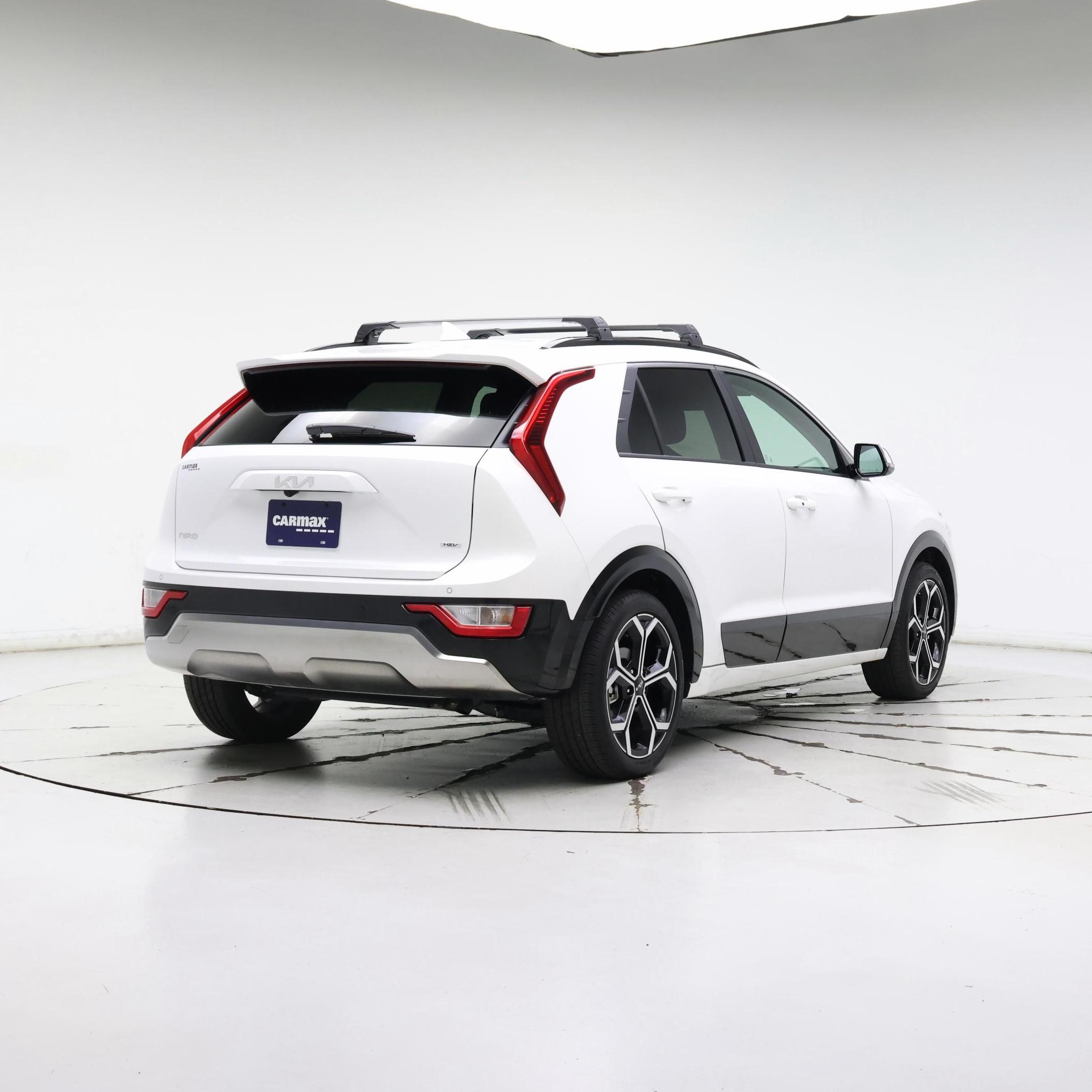 Thumbnail: 2024 Kia Niro - 8