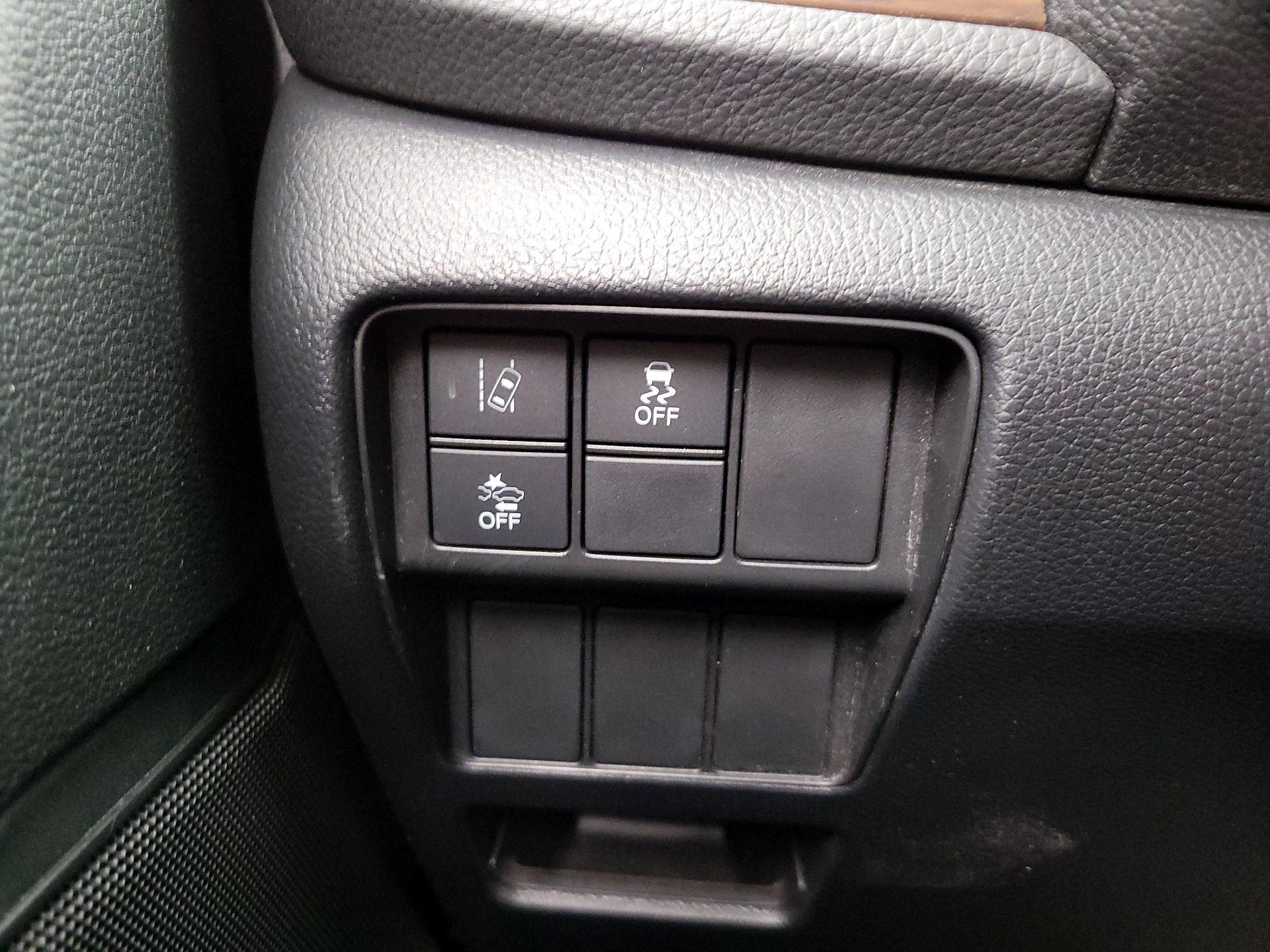Thumbnail: 2019 Honda CR-V - 13