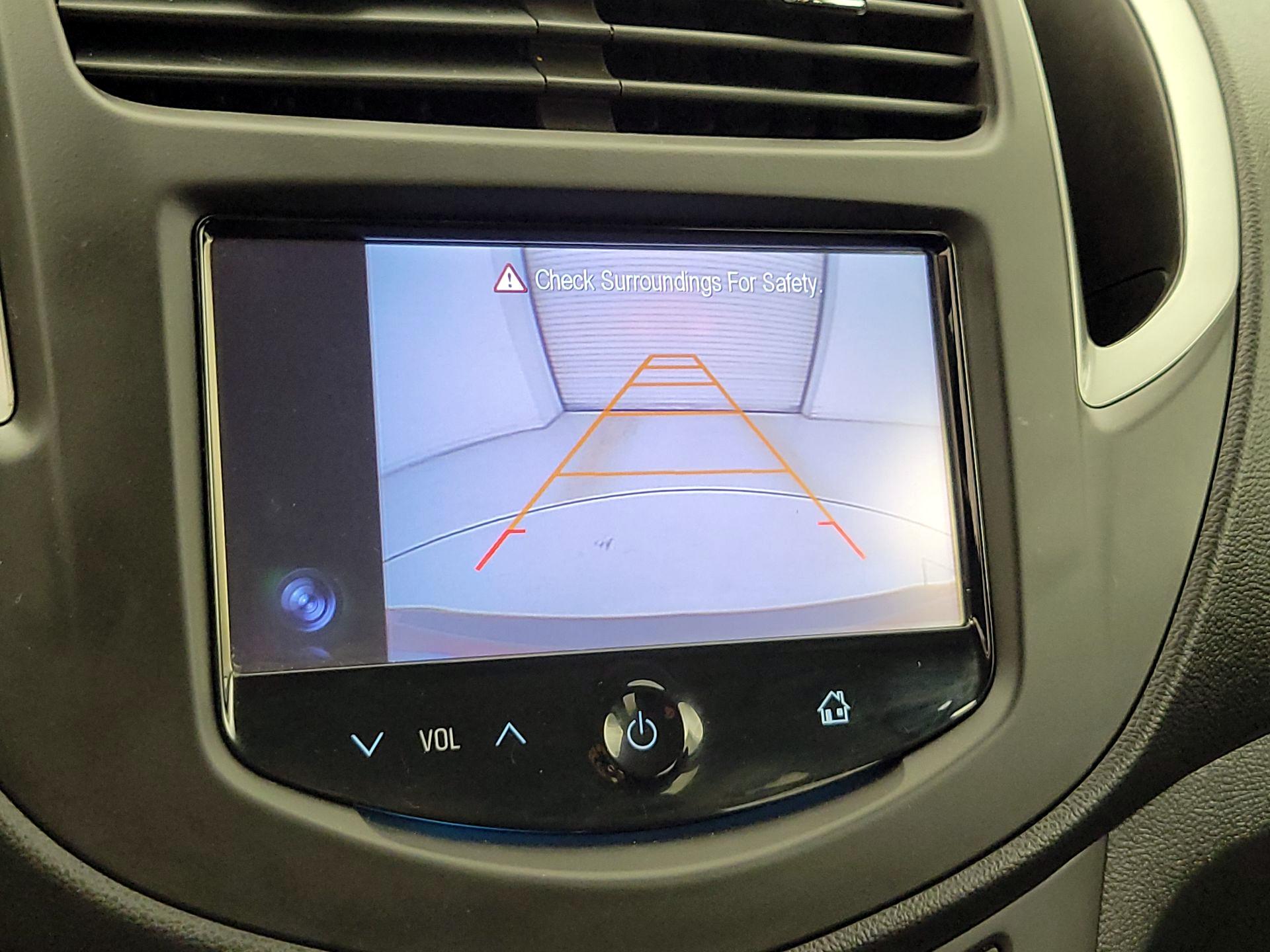 Thumbnail: 2016 Chevrolet Trax - 14