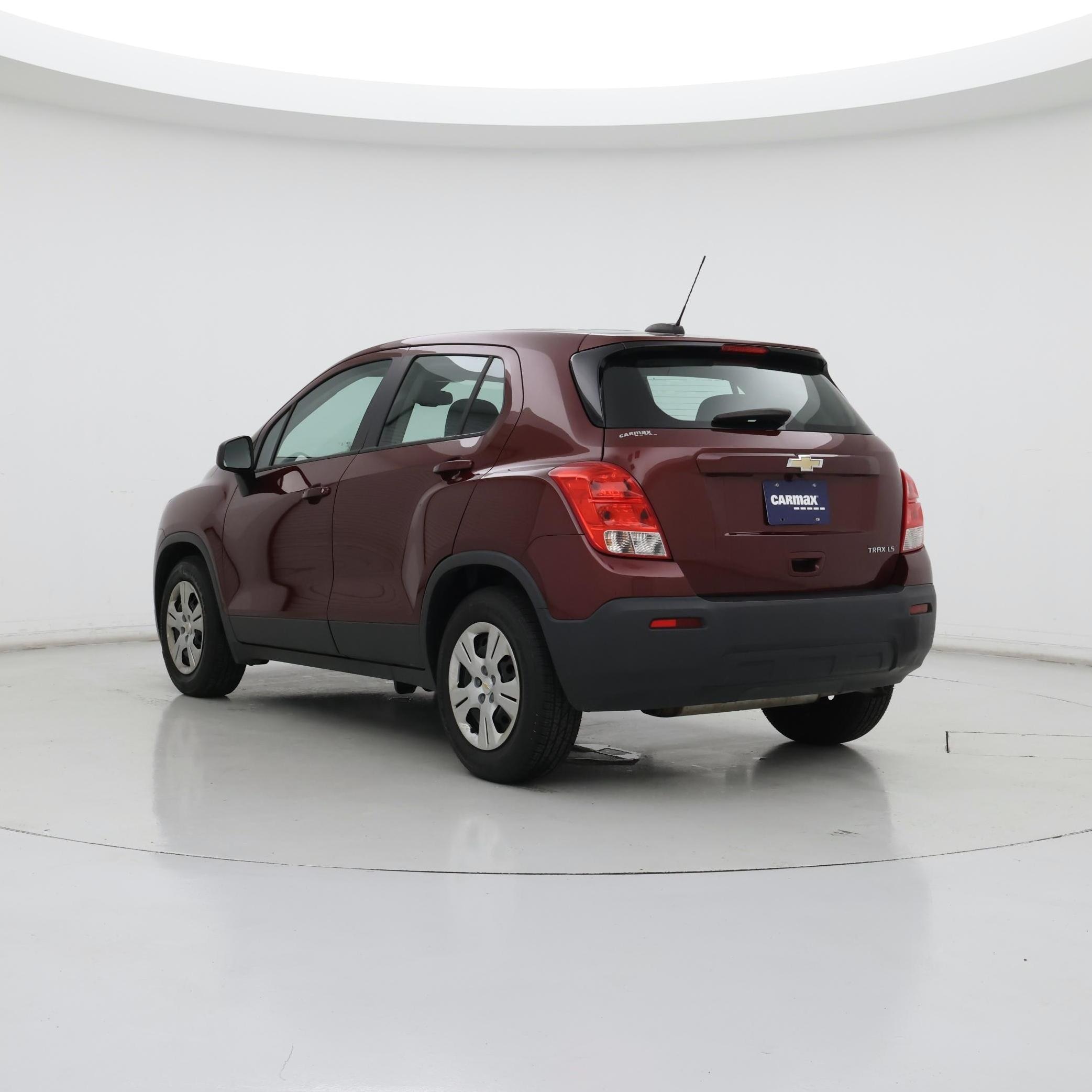 Thumbnail: 2016 Chevrolet Trax - 2