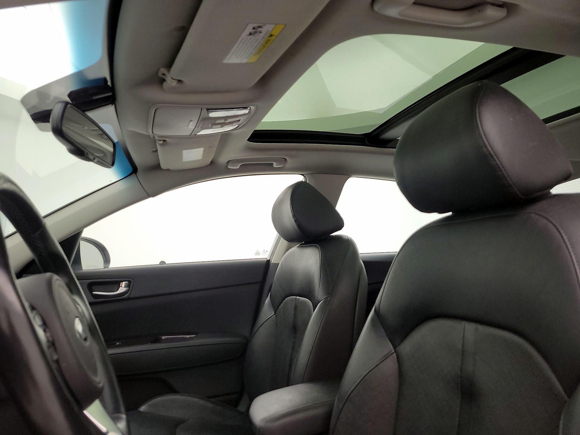 Thumbnail: 2016 Kia Optima - 20