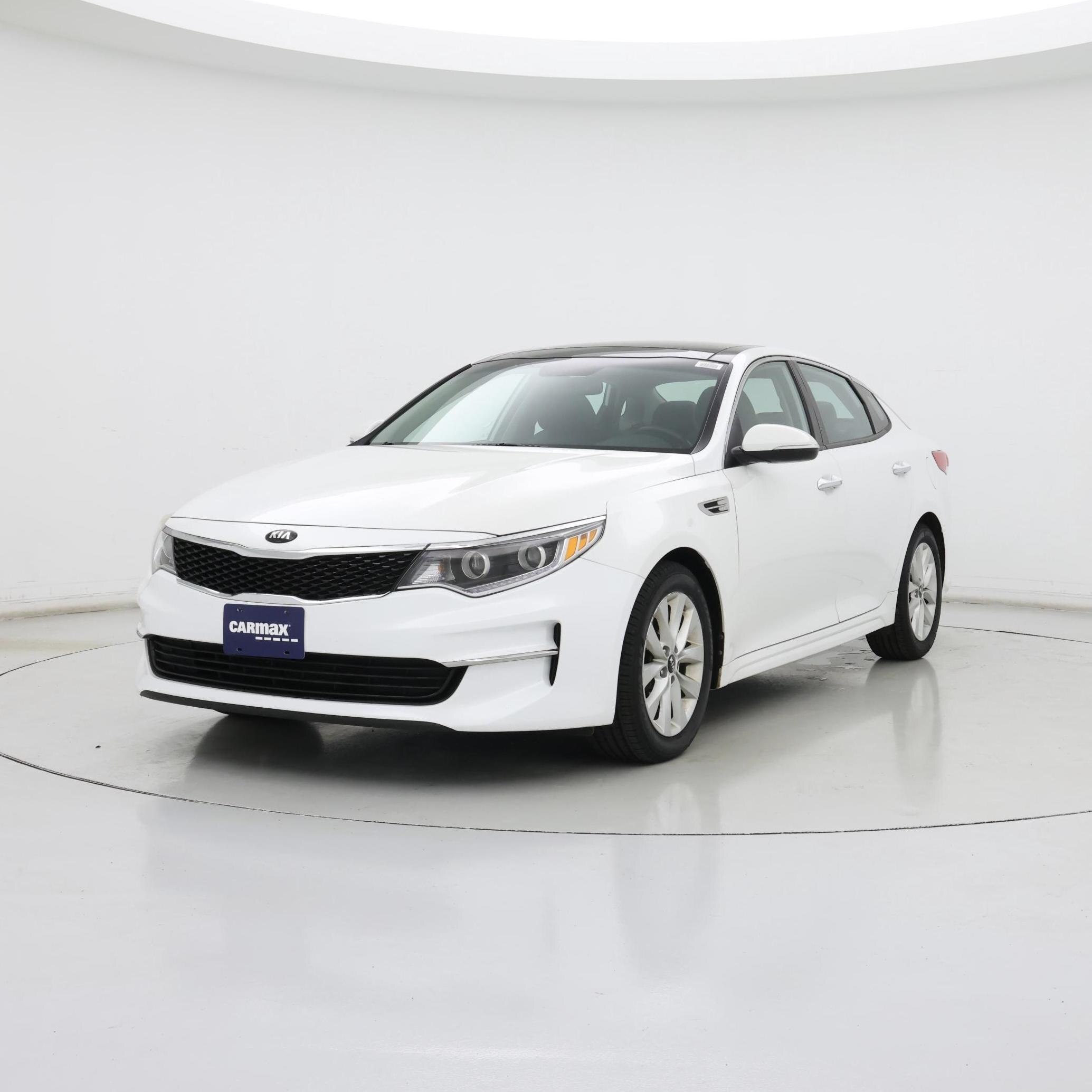 Thumbnail: 2016 Kia Optima - 4