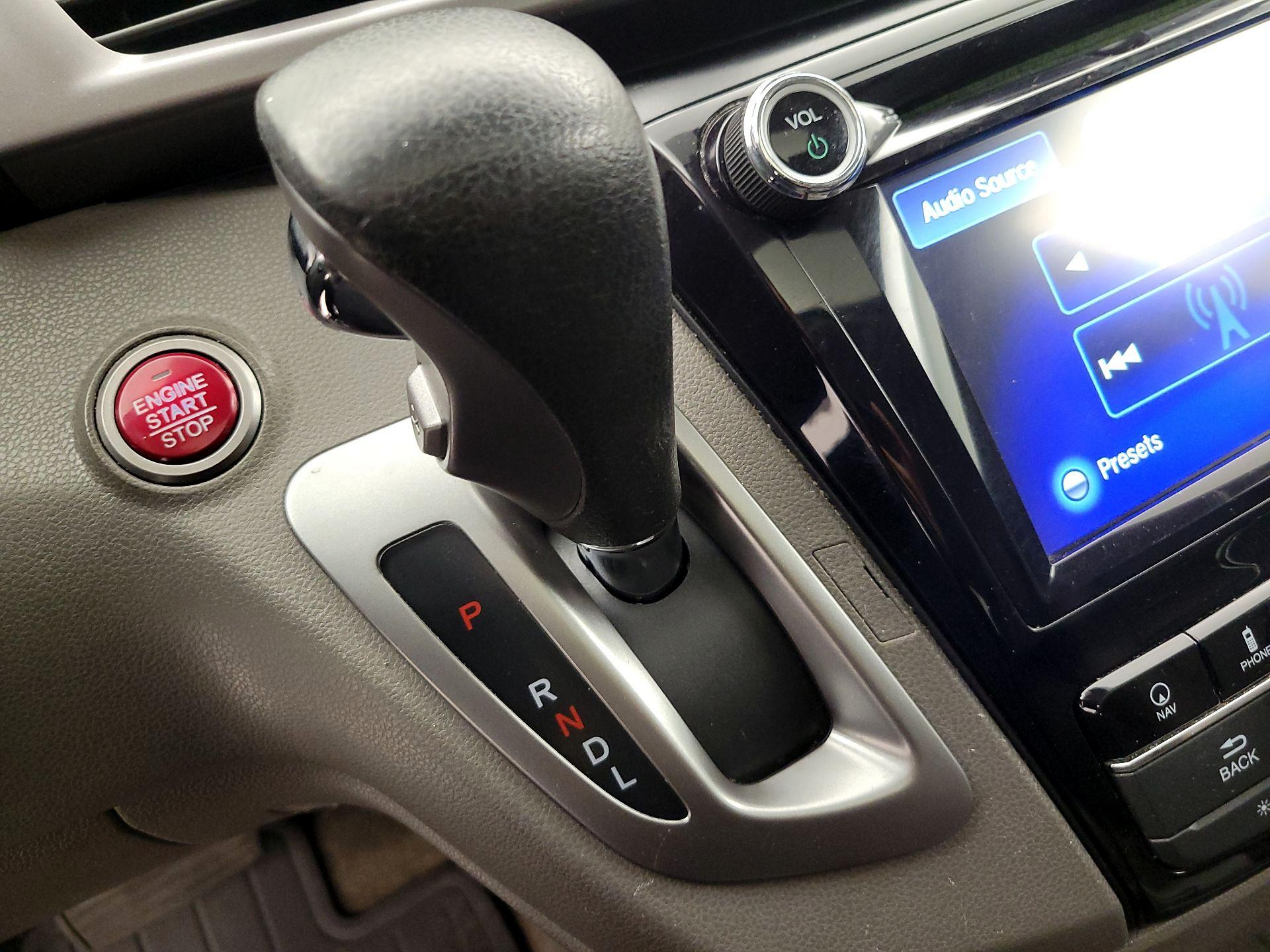 Thumbnail: 2014 Honda Odyssey - 18