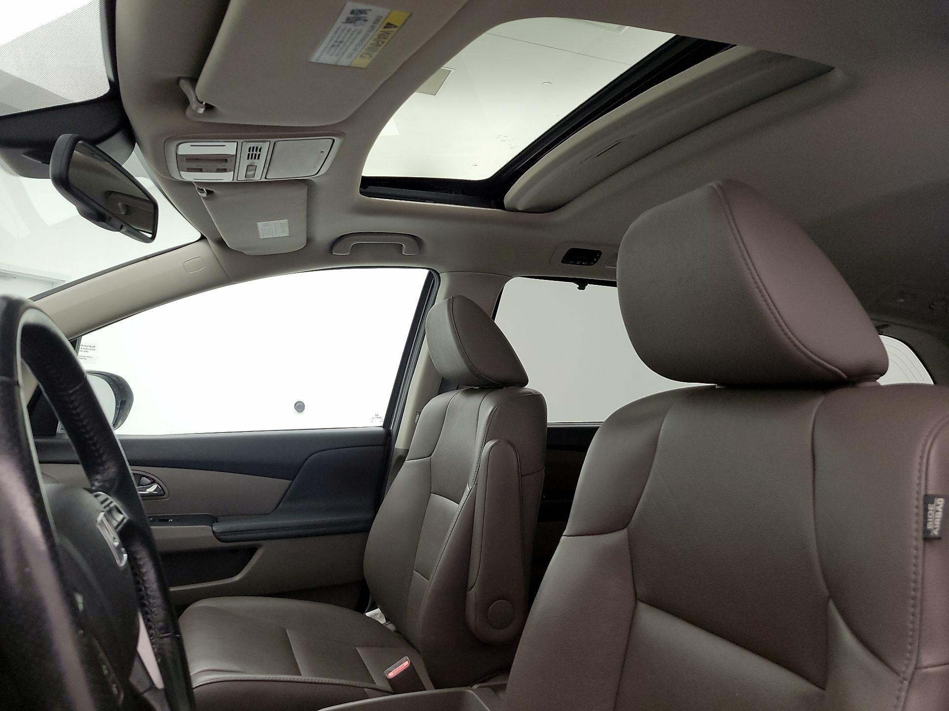 Thumbnail: 2014 Honda Odyssey - 19