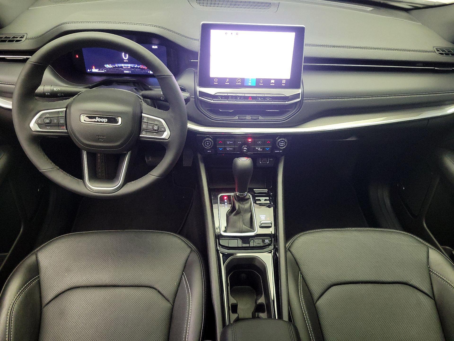Thumbnail: 2023 Jeep Compass - 9