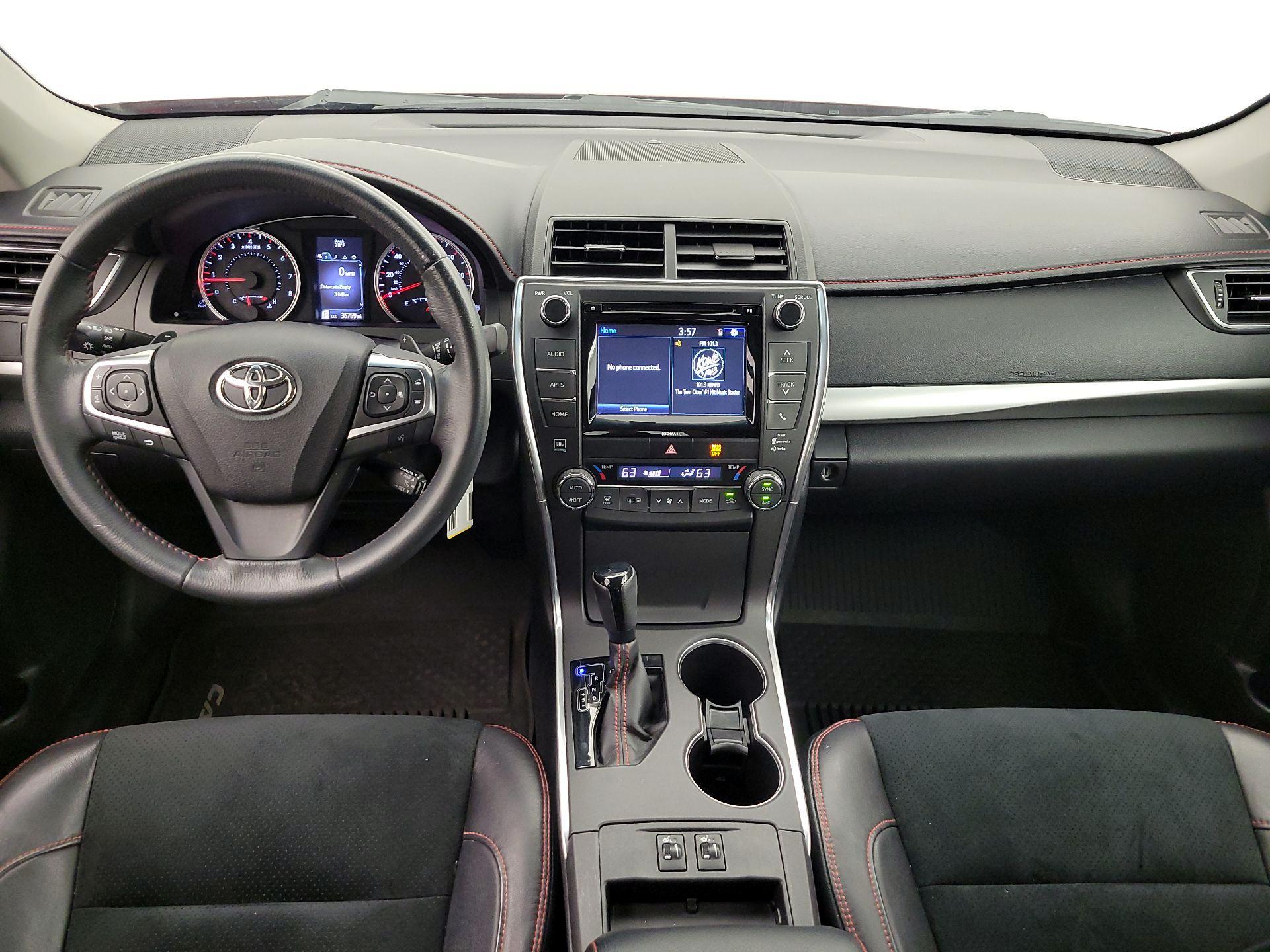 Thumbnail: 2017 Toyota Camry - 9