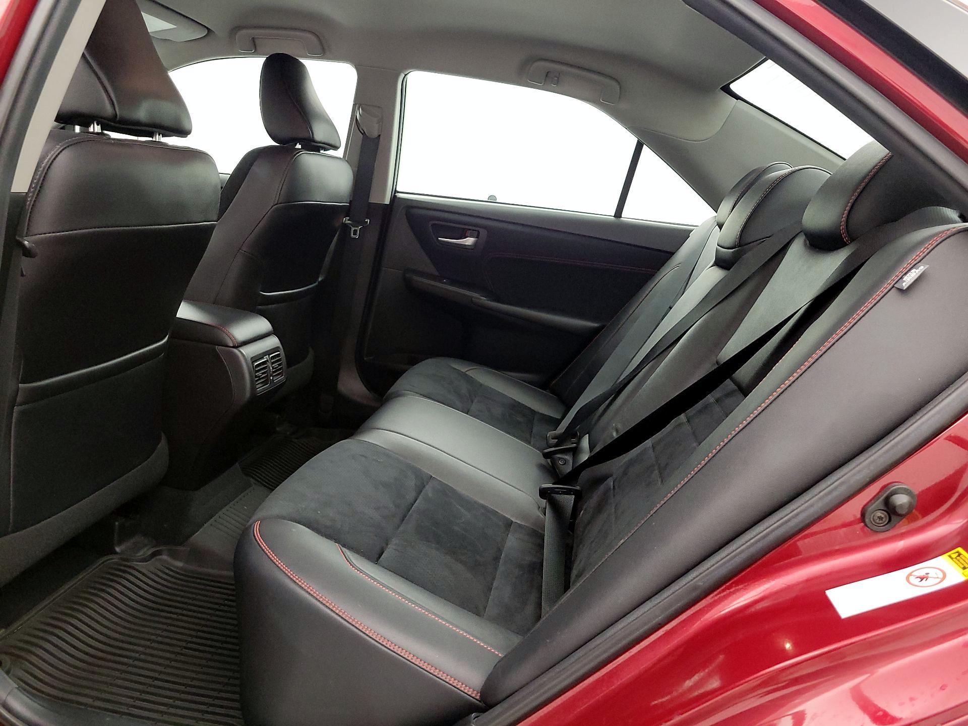 Thumbnail: 2017 Toyota Camry - 19