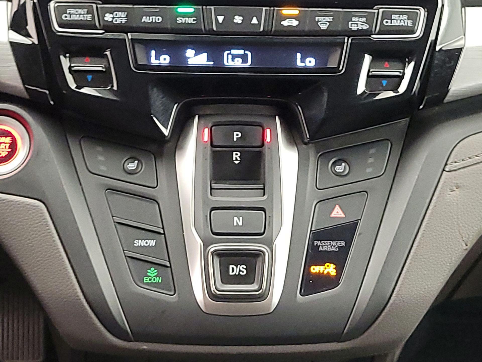 Thumbnail: 2019 Honda Odyssey - 17