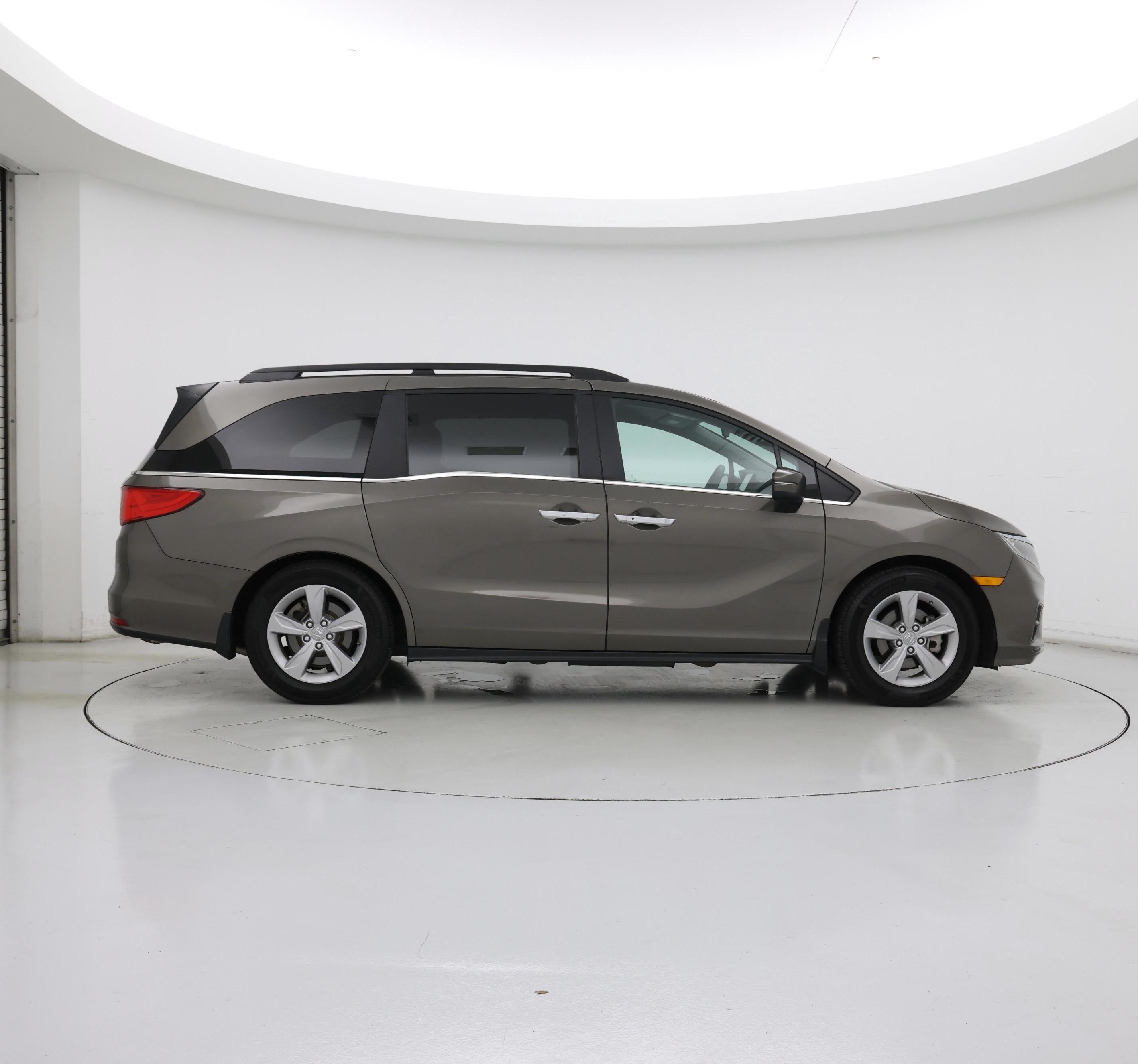 Thumbnail: 2019 Honda Odyssey - 7