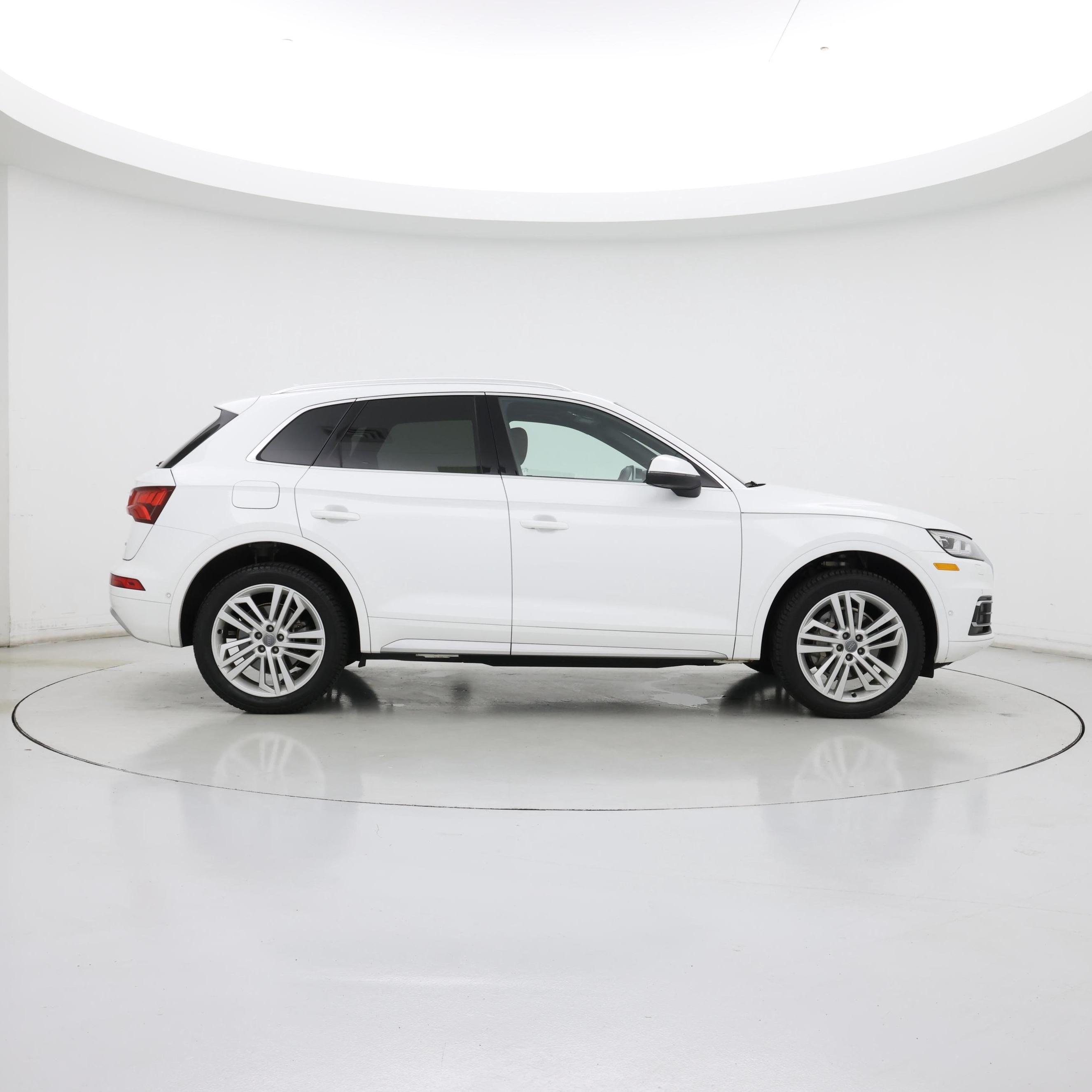 Thumbnail: 2020 Audi Q5 - 7