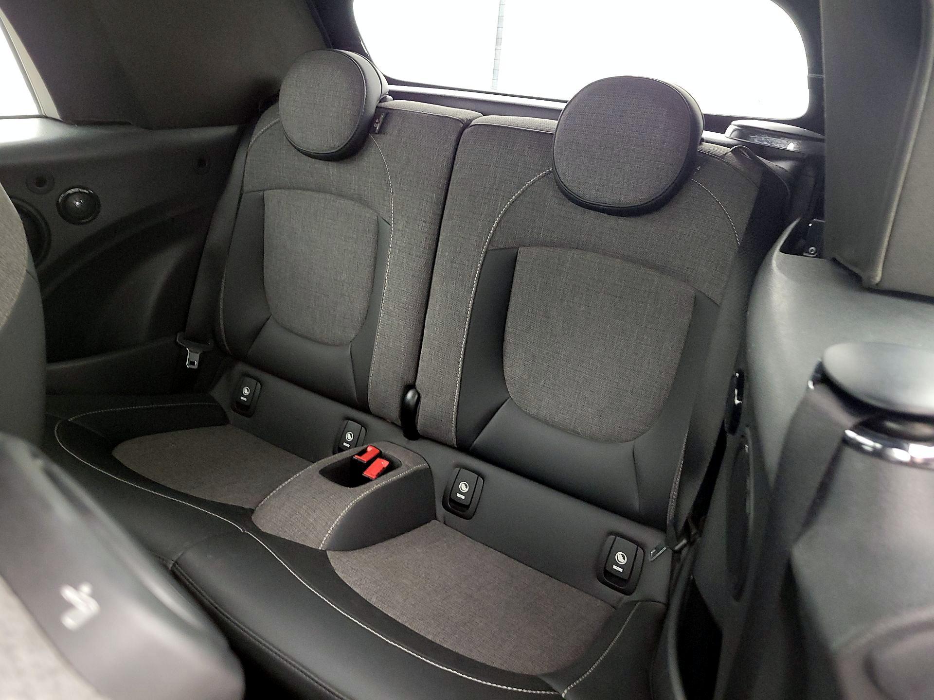 Thumbnail: 2016 MINI Cooper - 18