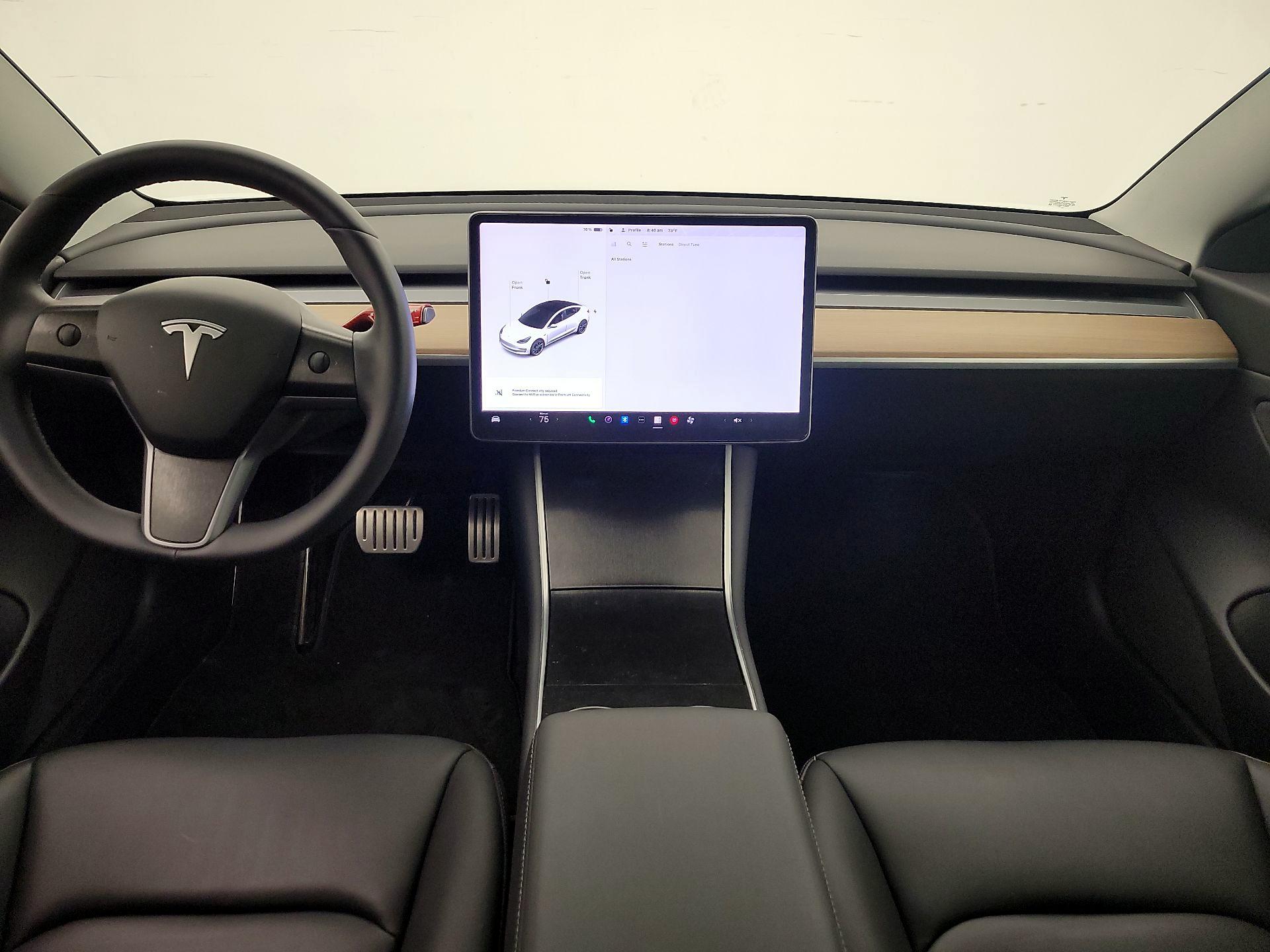 Thumbnail: 2020 Tesla Model 3 - 9