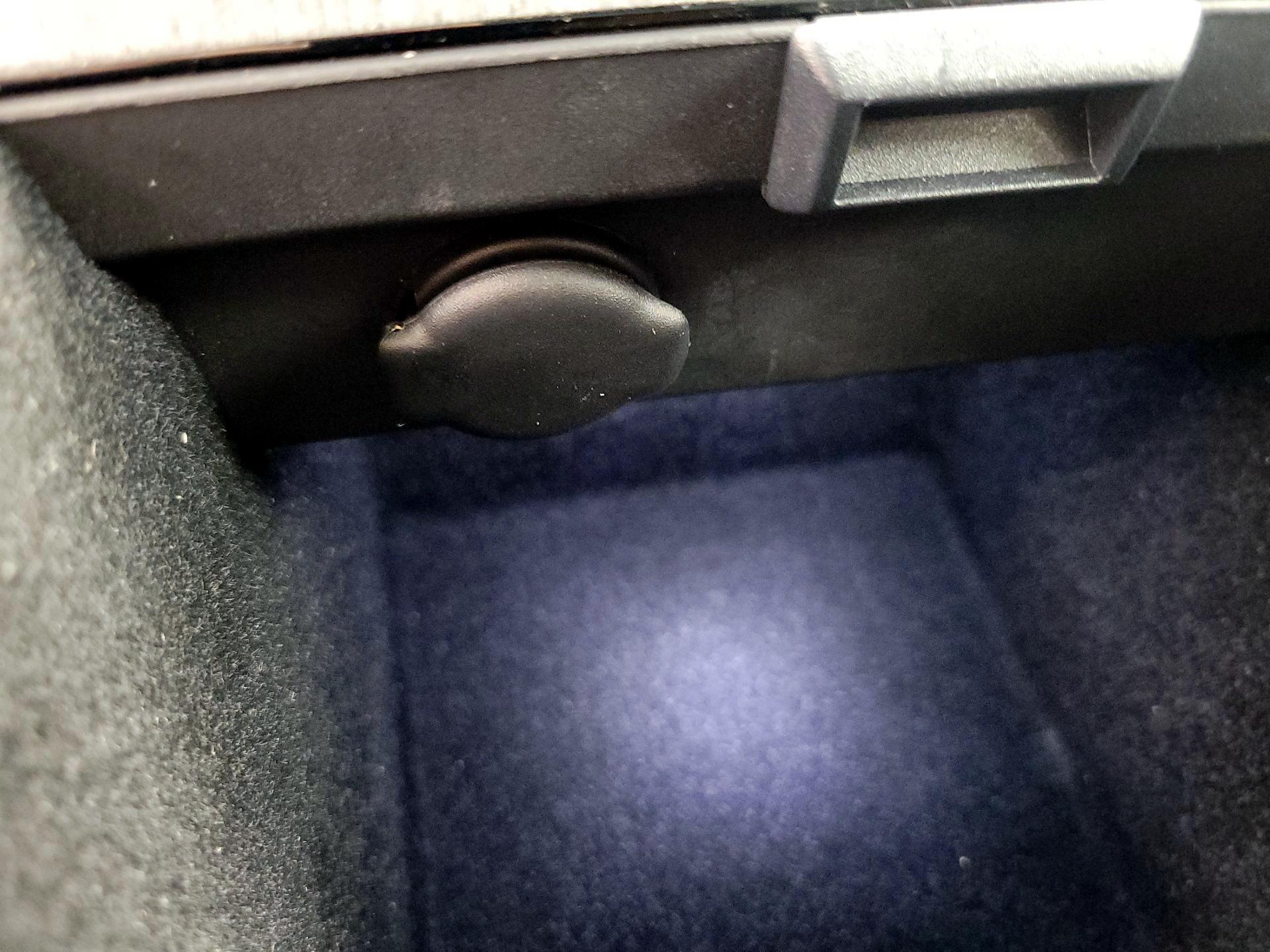 Thumbnail: 2020 Tesla Model 3 - 18