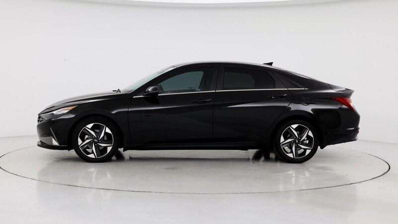 2022 Hyundai Elantra Limited Edition 3