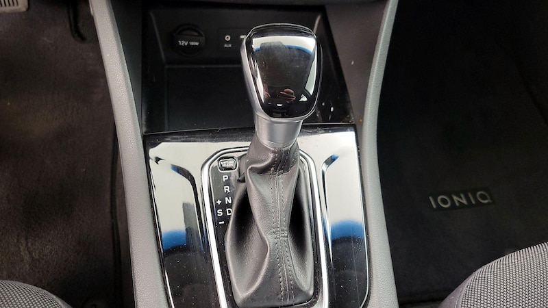 2019 Hyundai Ioniq Blue 17