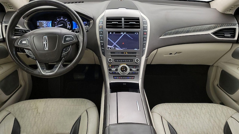 2017 Lincoln MKZ Black Label 9