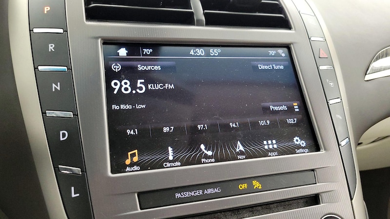 2017 Lincoln MKZ Black Label 16