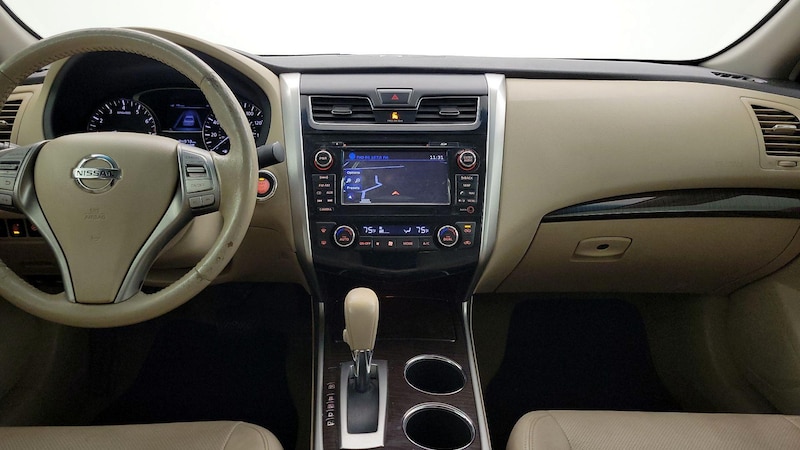 2013 Nissan Altima SL 9