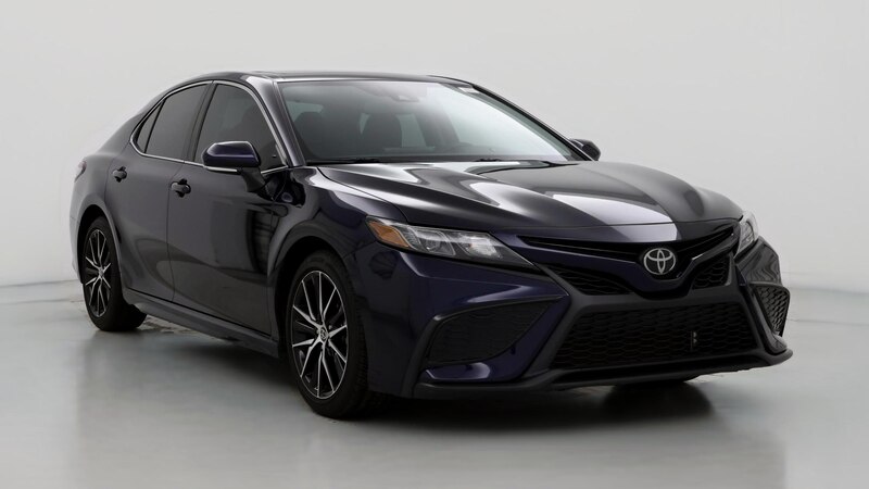 2022 Toyota Camry SE Hero Image