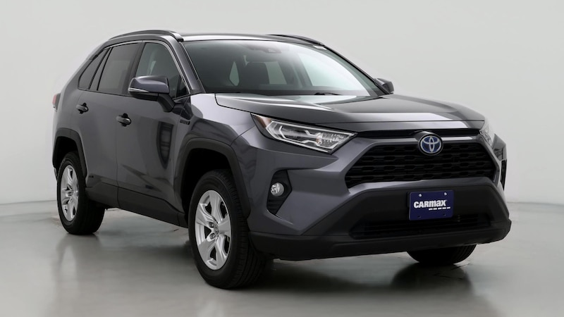 2021 Toyota RAV4 XLE Hero Image