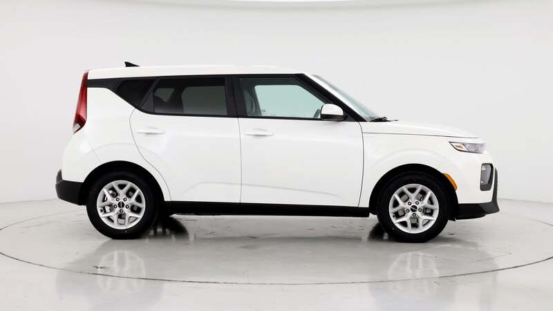 2022 Kia Soul LX 7