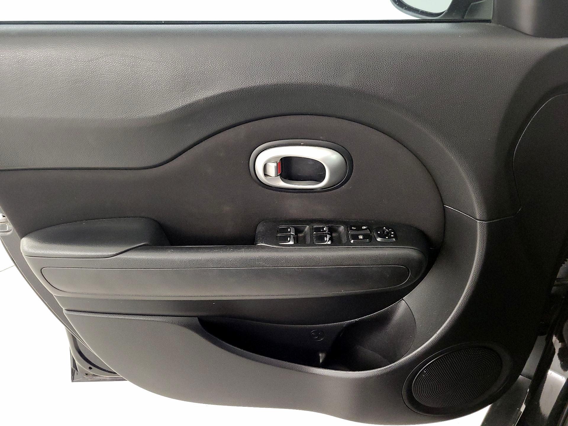 Thumbnail: 2018 Kia Soul - 12