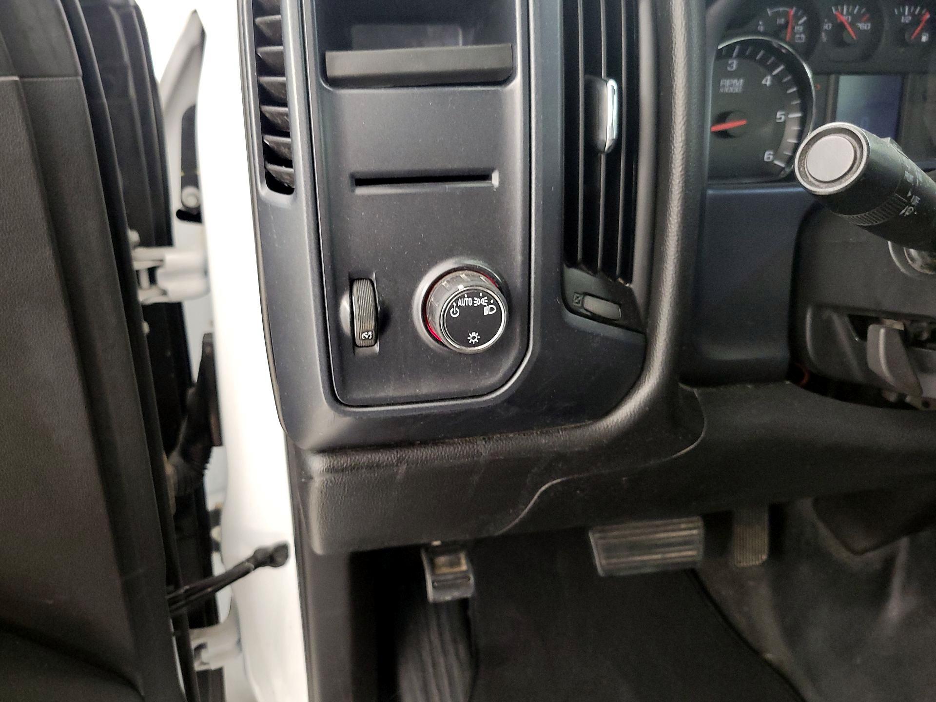 Thumbnail: 2016 GMC Sierra 1500 - 13