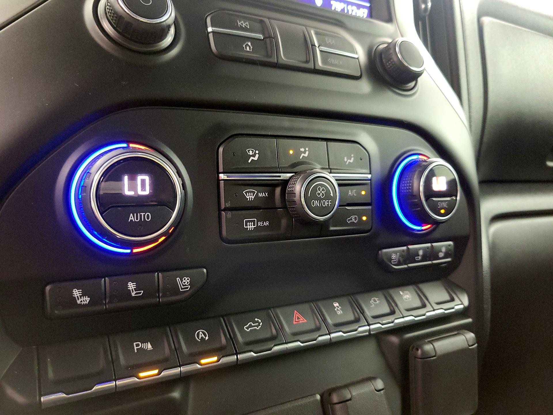 Thumbnail: 2019 Chevrolet Silverado 1500 - 16