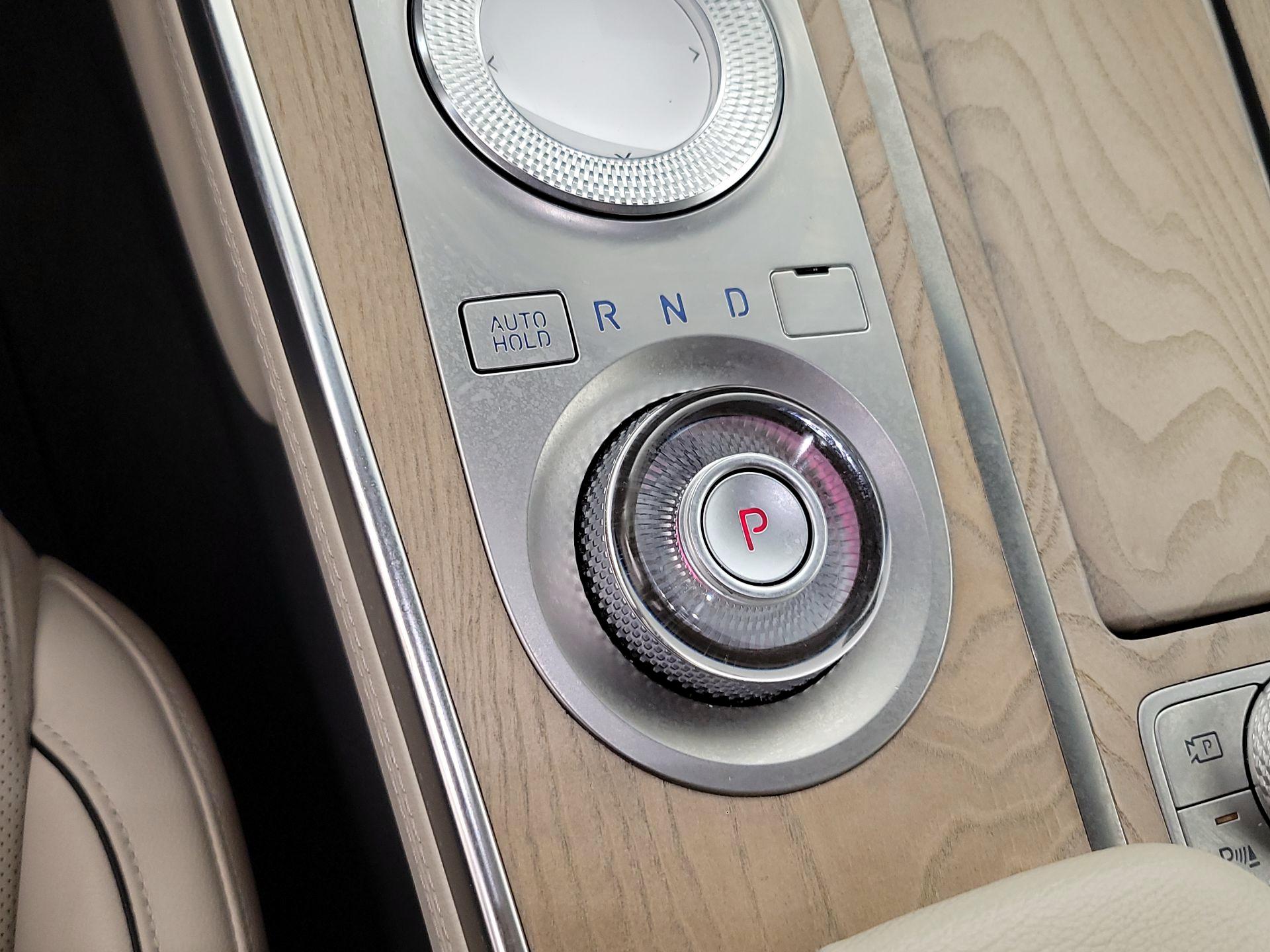 Thumbnail: 2021 Genesis GV80 - 18