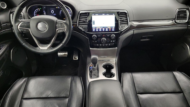 2019 Jeep Grand Cherokee Overland 9