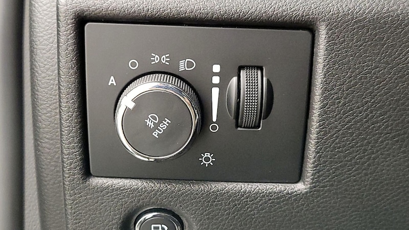 2019 Jeep Grand Cherokee Overland 13