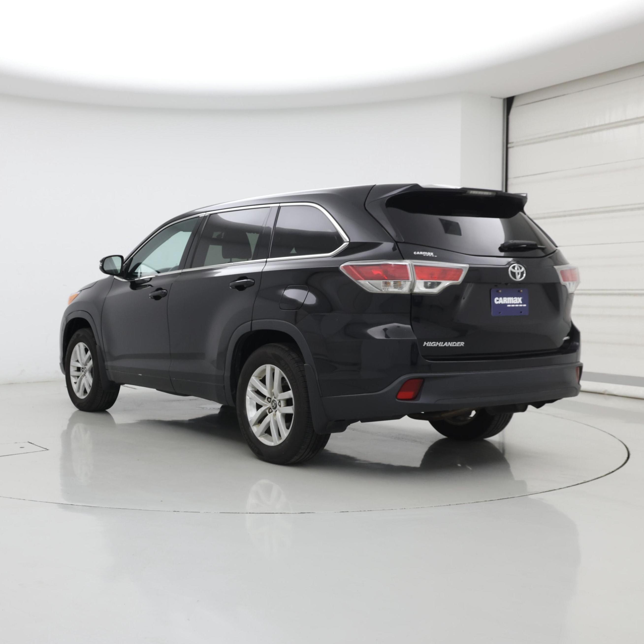 Thumbnail: 2016 Toyota Highlander - 2