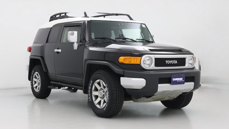 2014 Toyota FJ Cruiser  Hero Image