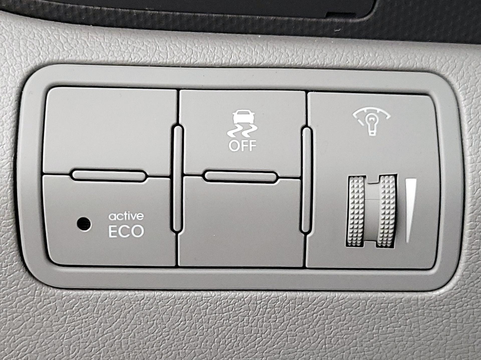 Thumbnail: 2014 Hyundai Accent - 13