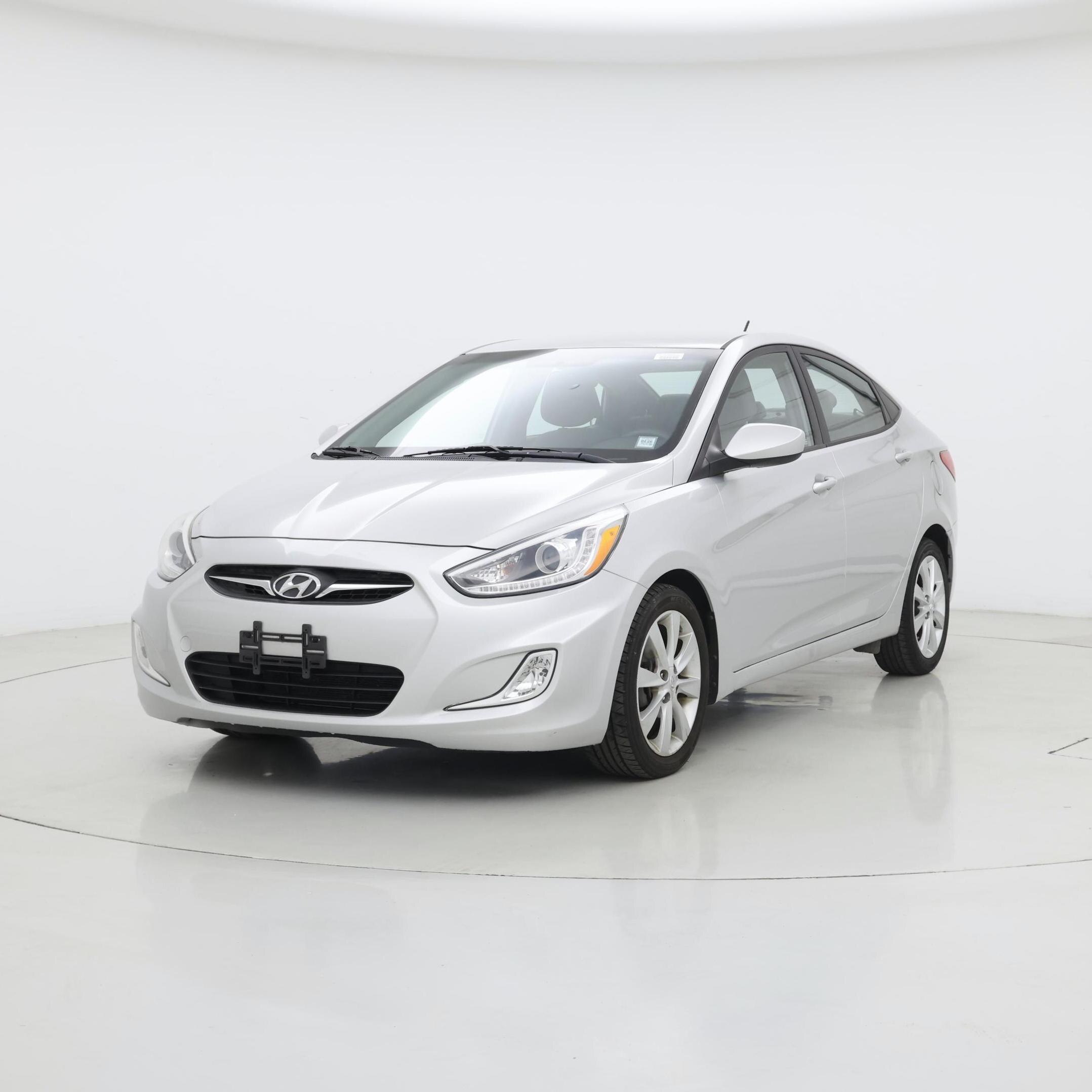 Thumbnail: 2014 Hyundai Accent - 4
