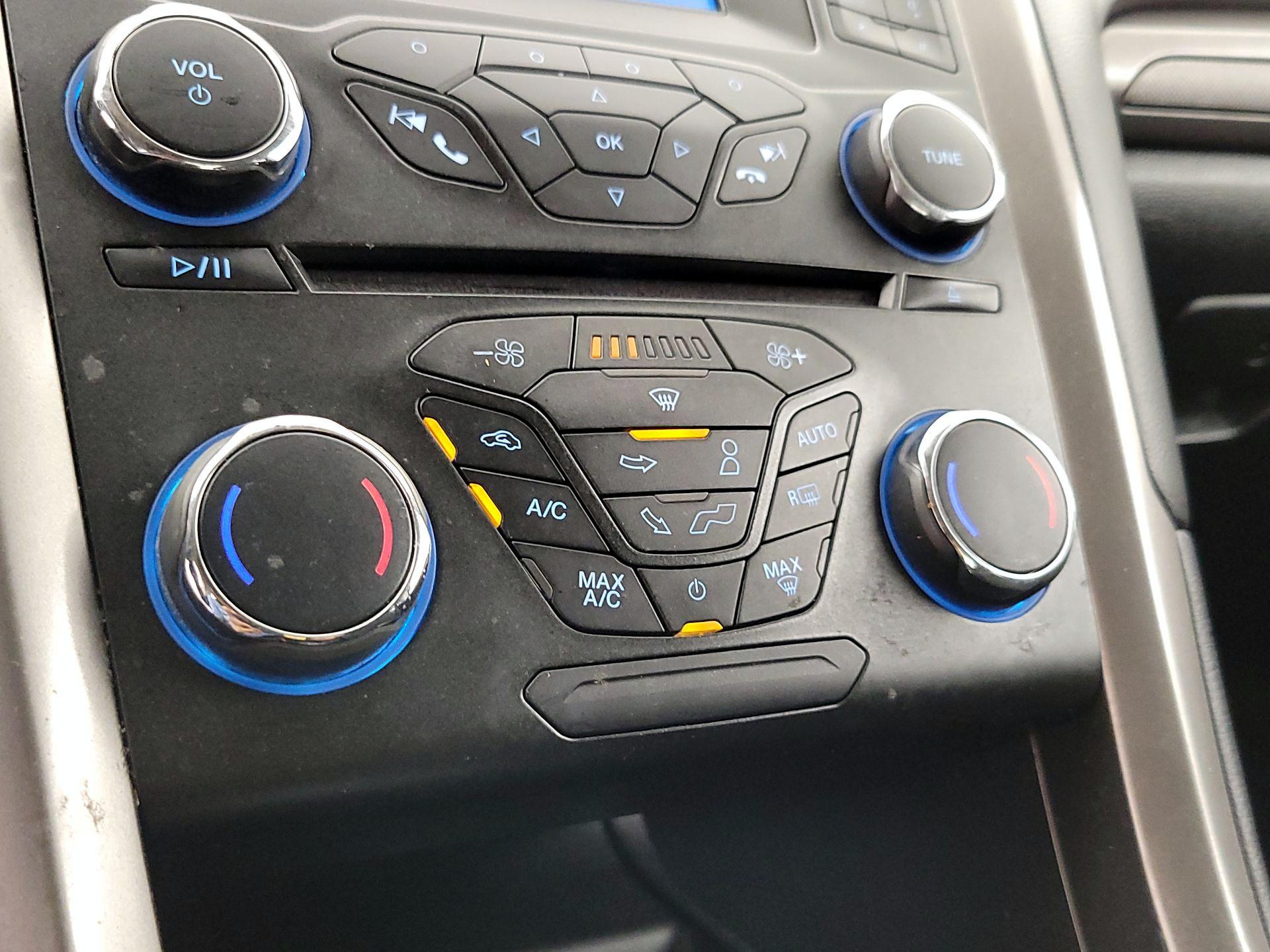 Thumbnail: 2018 Ford Fusion - 16