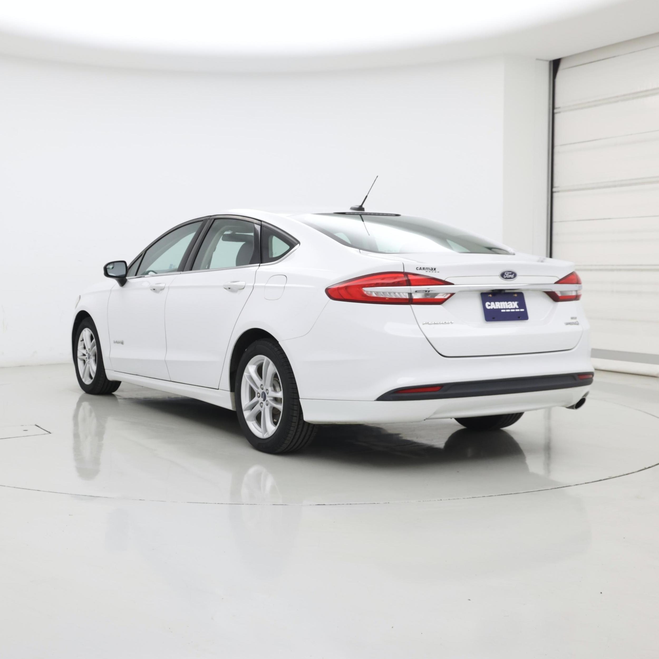 Thumbnail: 2018 Ford Fusion - 2