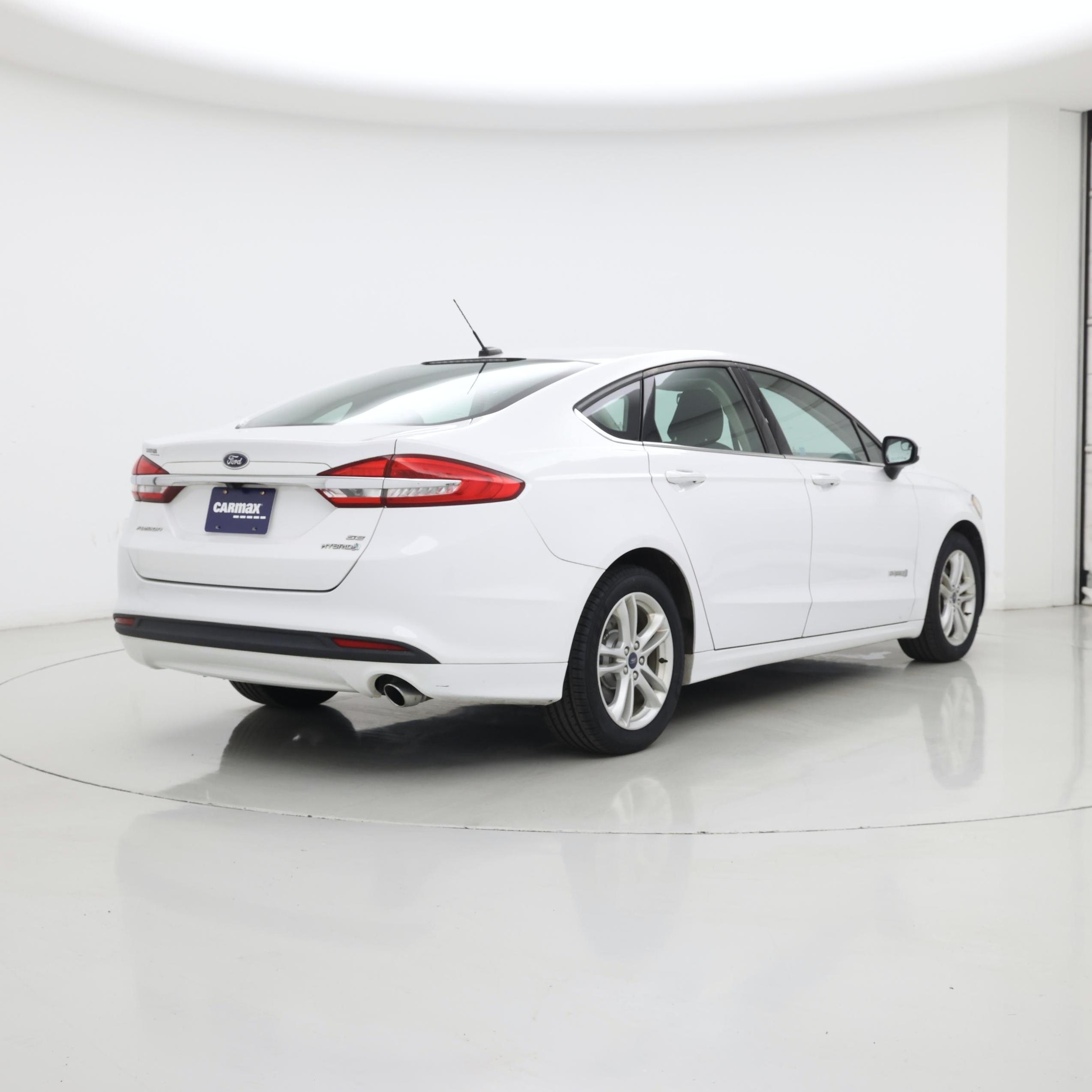 Thumbnail: 2018 Ford Fusion - 8