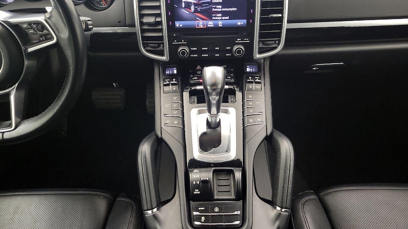 2017 Porsche Cayenne Platinum Edition 18