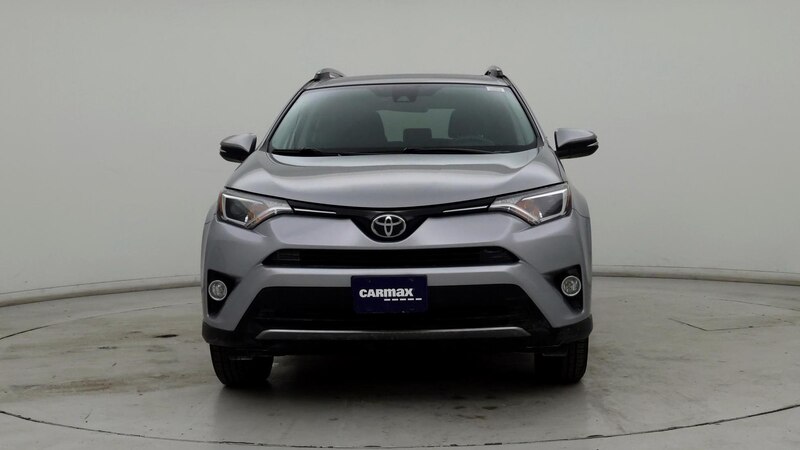 2017 Toyota RAV4 XLE 5