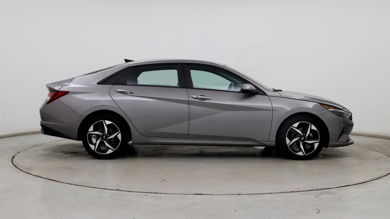 2023 Hyundai Elantra SEL 7