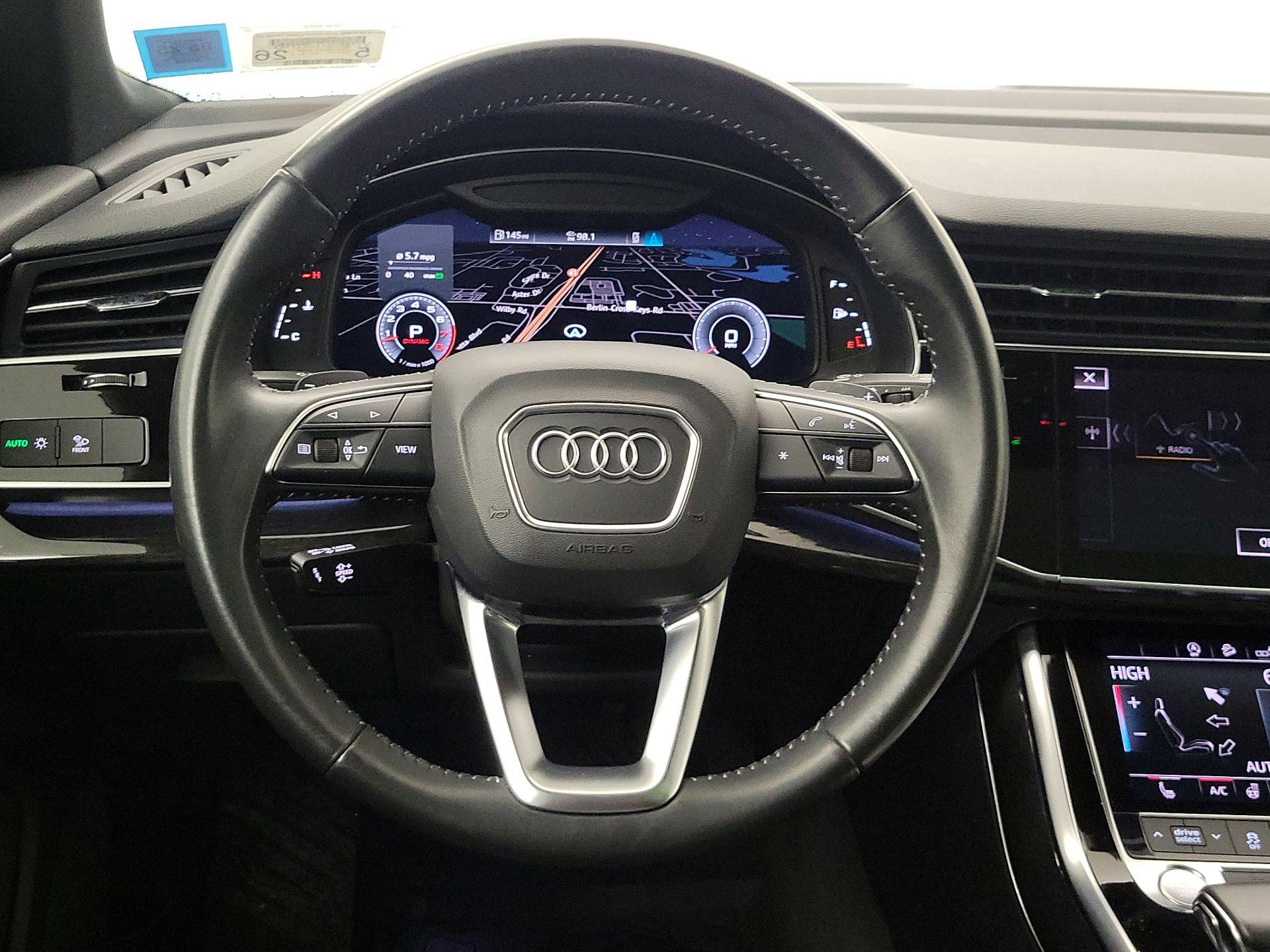 Thumbnail: 2019 Audi Q8 - 10
