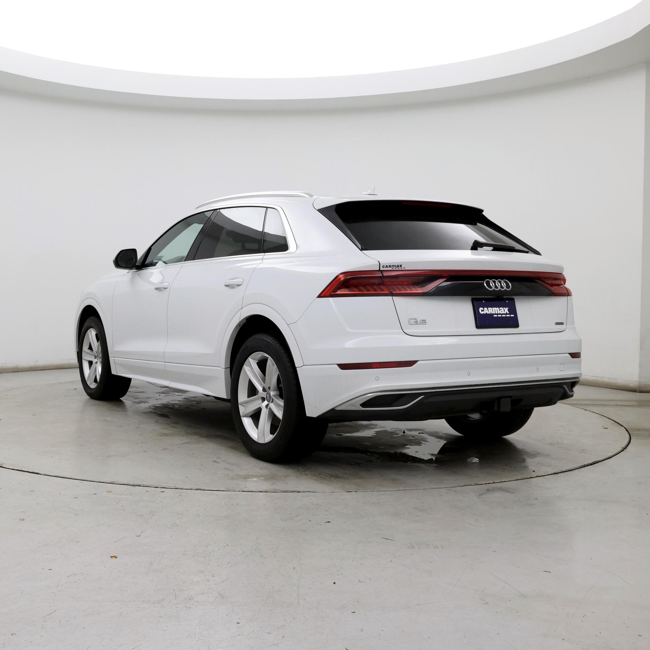 Thumbnail: 2019 Audi Q8 - 2