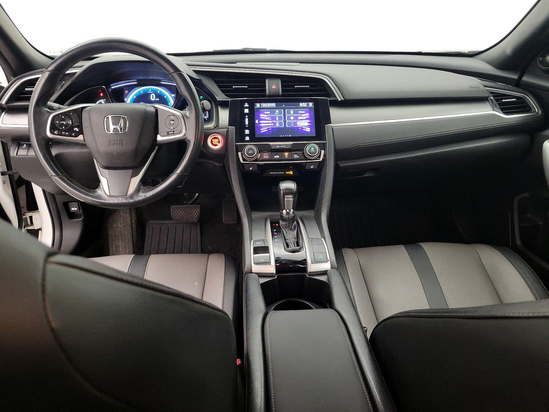 Thumbnail: 2017 Honda Civic - 9