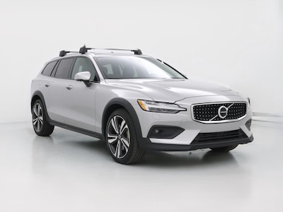 2023 Volvo S60 B5 Plus -
                Saint James, NY