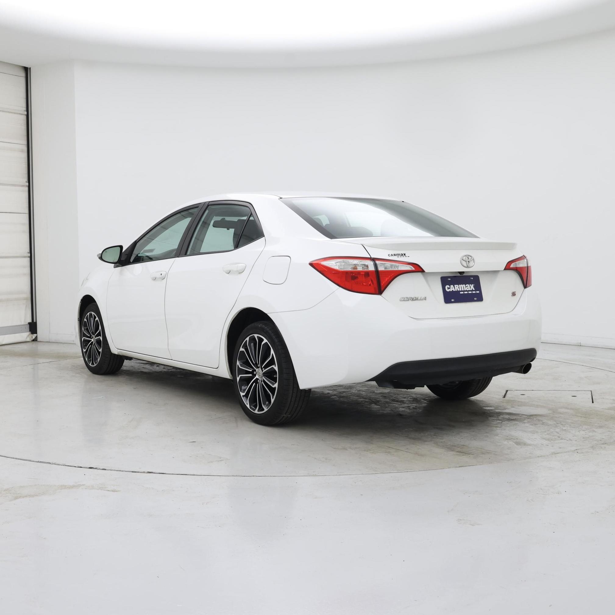 Thumbnail: 2016 Toyota Corolla - 2