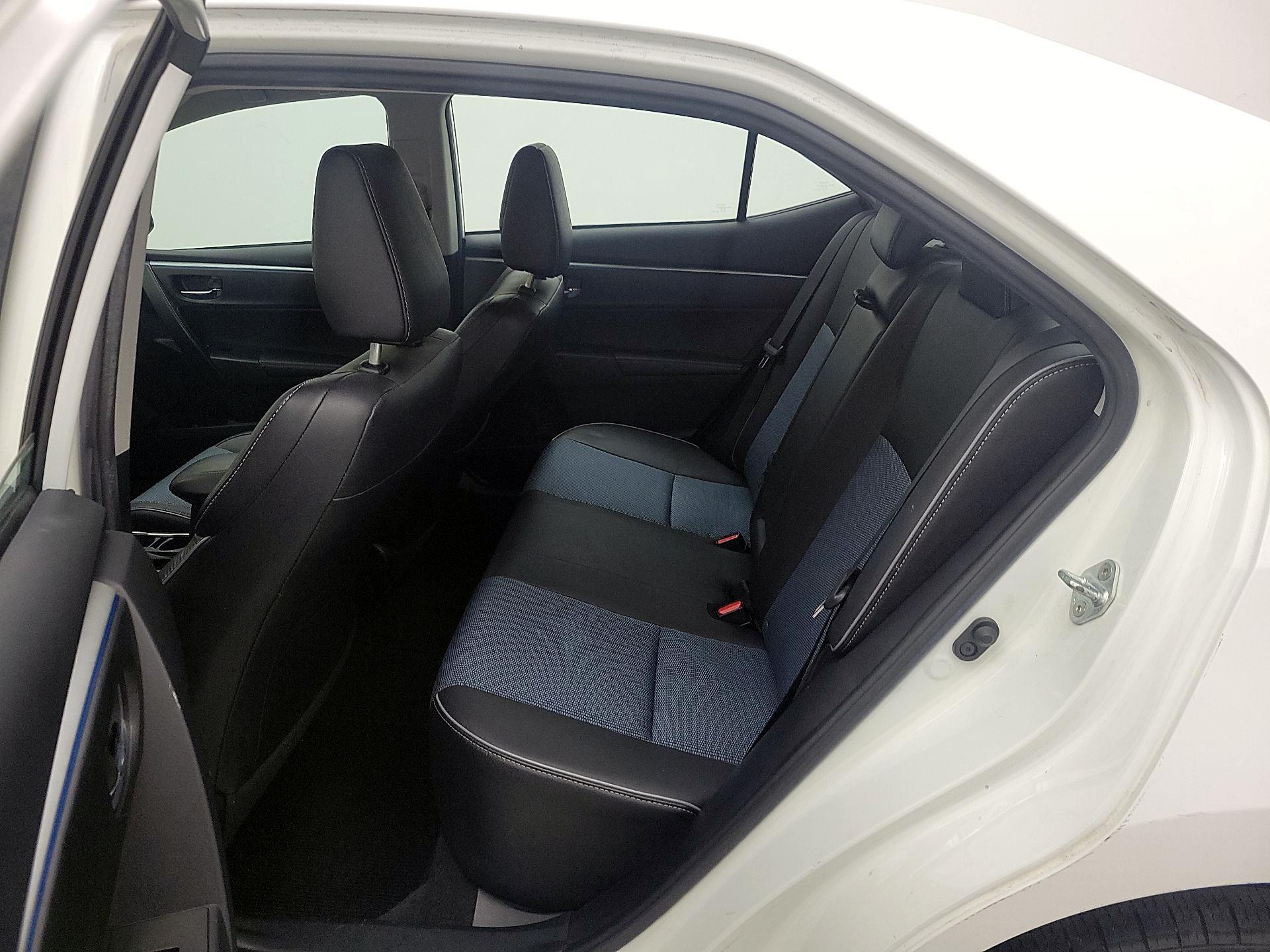 Thumbnail: 2016 Toyota Corolla - 19